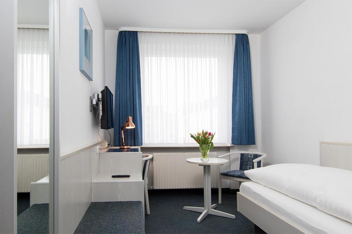 Hotel Rennschuh Gottinga Esterno foto